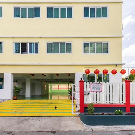 Sukhumvit 101 Hotel Бангкок Экстерьер фото