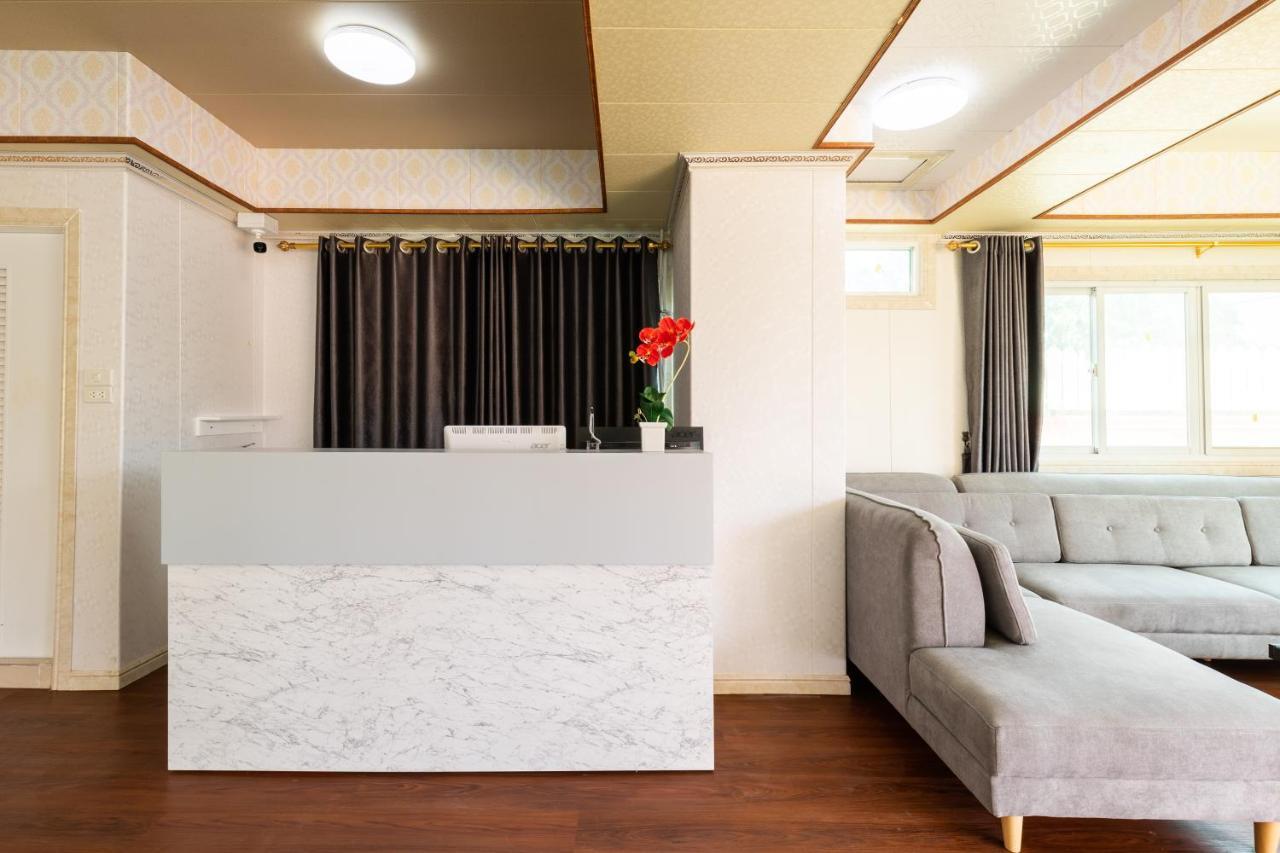 Sukhumvit 101 Hotel Бангкок Экстерьер фото